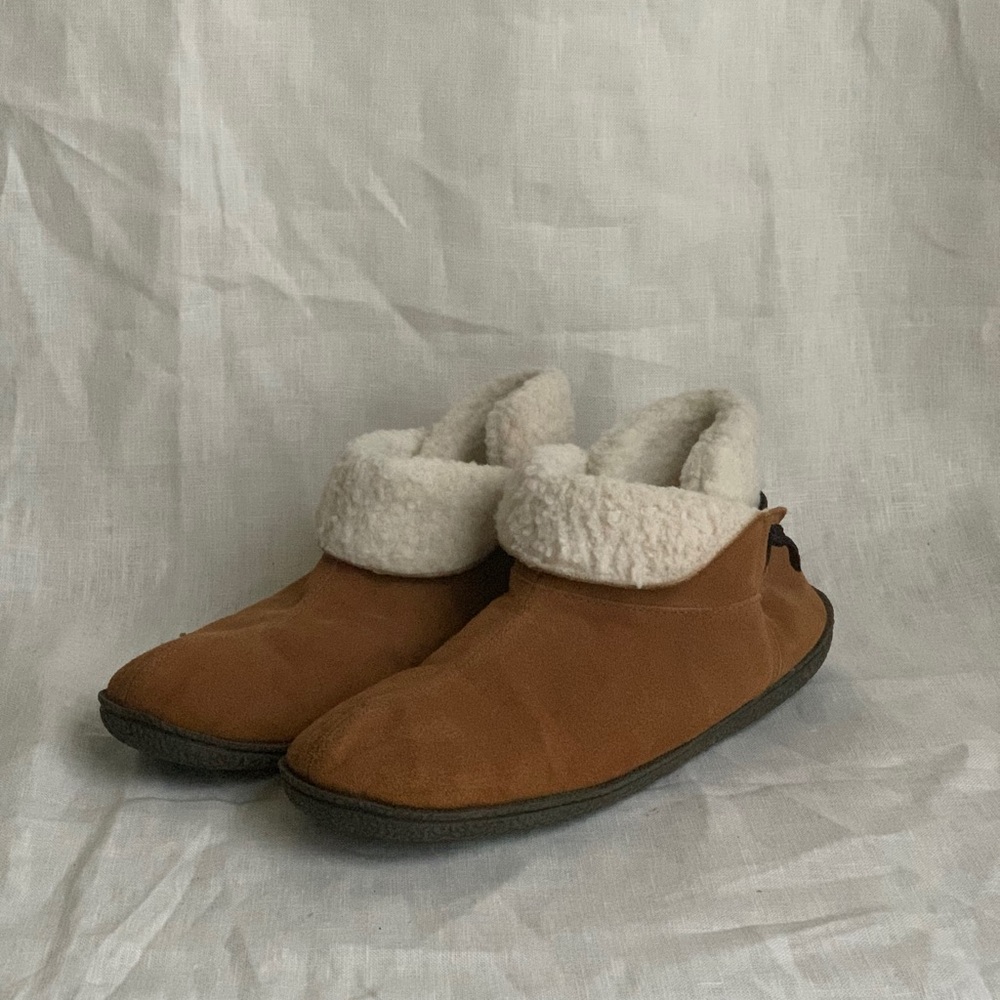 Sherpa Lined Cozy Slipper Booties size 10